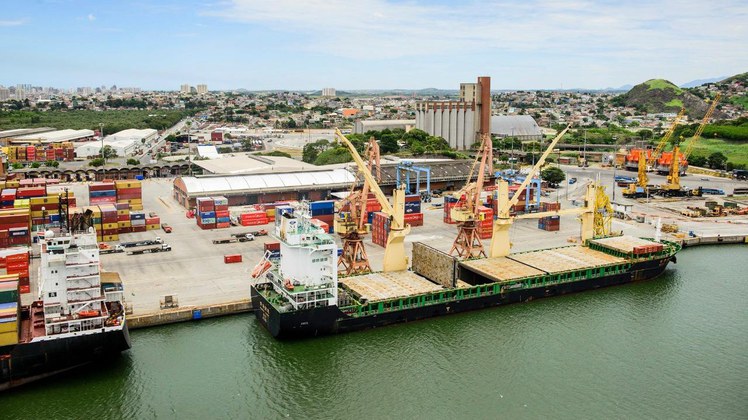 Porto de Santos reduz tarifas para cruzeiros, navios 'verdes' e de  cabotagem; entenda, Porto Mar